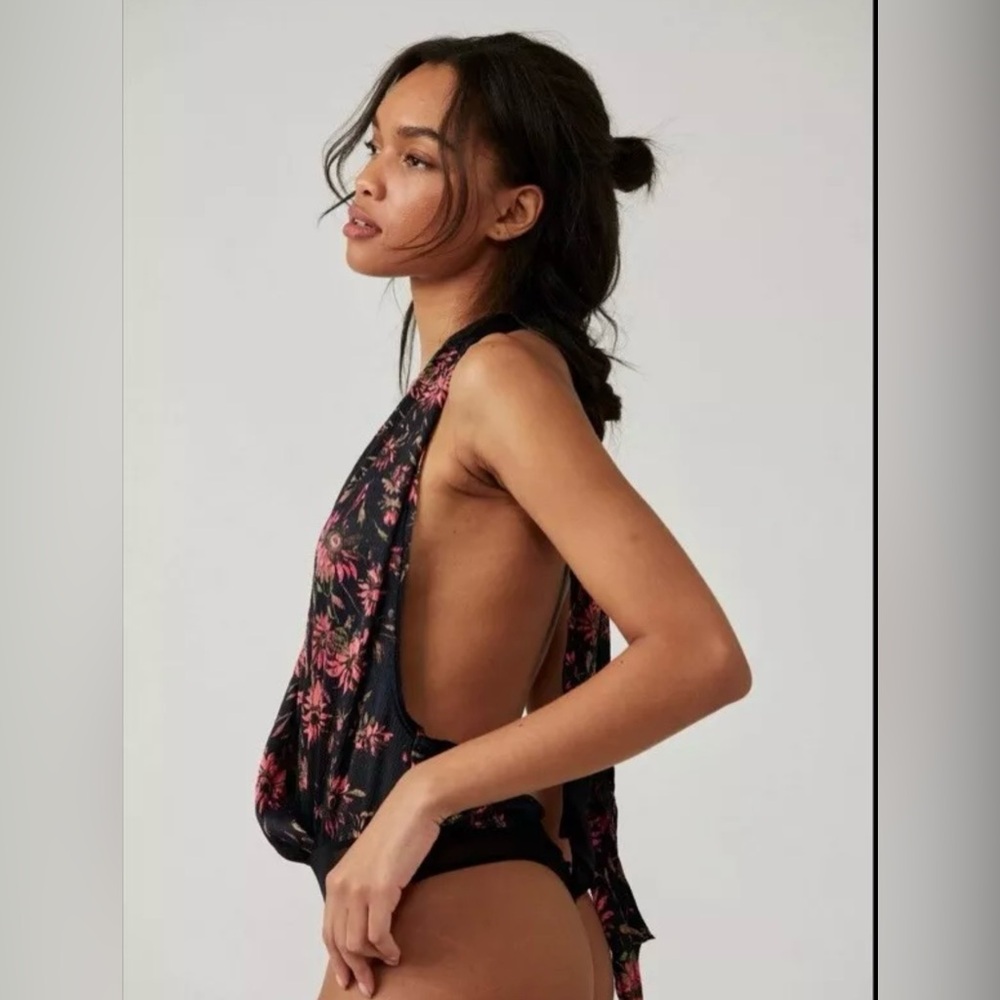 NWT FREE PEOPLE  There She Goes Bodysuit Satin Halter Neck Tie- size Medium